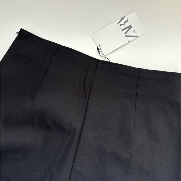 ZARA DOUBLE FABRIC SHORTS WITH A HIGH WAIST - Picture 8 of 10